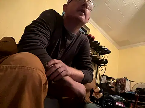 ClimbedCaelum online show from November 10, 2025, 6:45 am