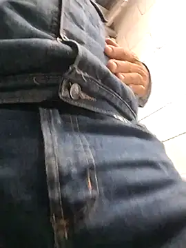 Snapshot of EL_MATACULO1 chatting on April 6, 2026, 3:24 pm EL MATACULO1 online show from April 6, 2026, 3:24 pm