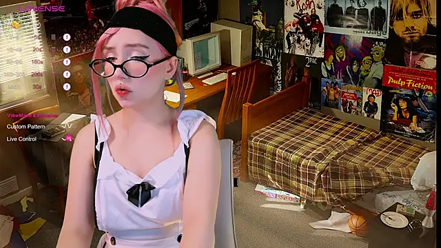 Bibi Iva online show from September 23, 2025, 2:03 am