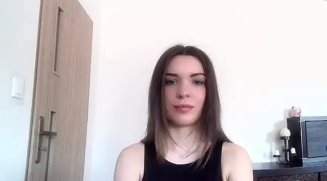 aurora lust online show from March 19, 2025, 10:44 am