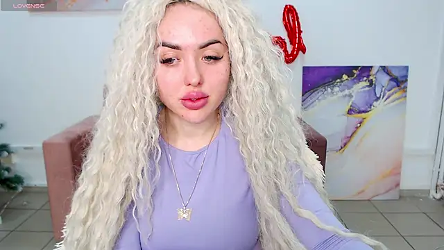 Snapshot of MissisCaty chatting on February 20, 2025, 10:48 pm MissisCaty online show from February 20, 2025, 10:48 pm