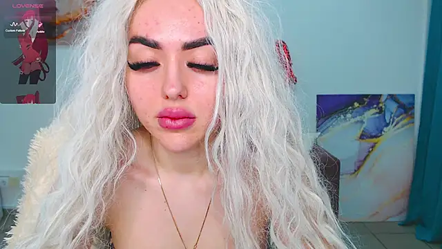 Snapshot of MissisCaty chatting on March 15, 2025, 6:36 am MissisCaty online show from March 15, 2025, 6:36 am