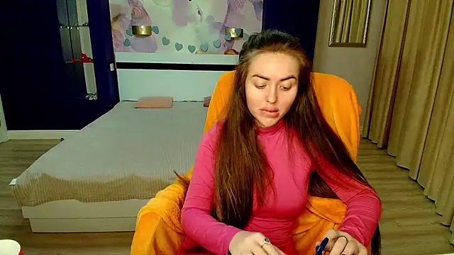 MissisCaty online show from November 24, 2025, 11:37 pm