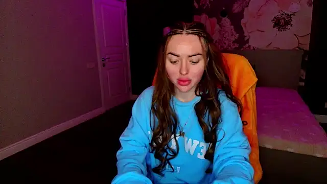 MissisCaty online show from April 18, 2026, 2:37 am