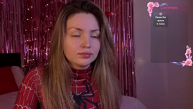 Lora Rosee online show from April 8, 2026, 11:10 am