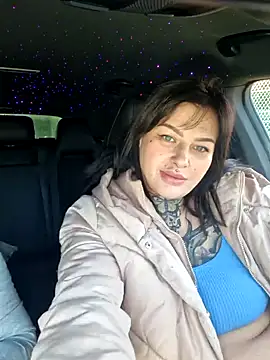 CannabisQueenn online show from February 19, 2025, 9:50 am