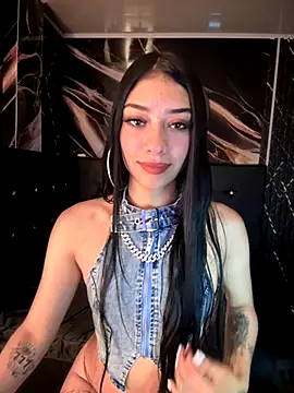 TayylorSexx online show from November 14, 2025, 2:54 am