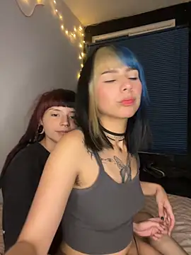 mavimist   online show from September 18, 2025, 4:36 am