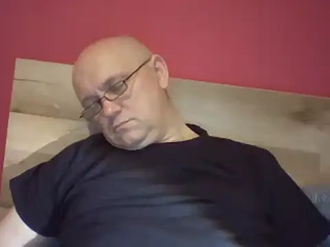 Snapshot of ruplumber chatting on February 6, 2025, 1:05 am ruplumber online show from February 6, 2025, 1:05 am