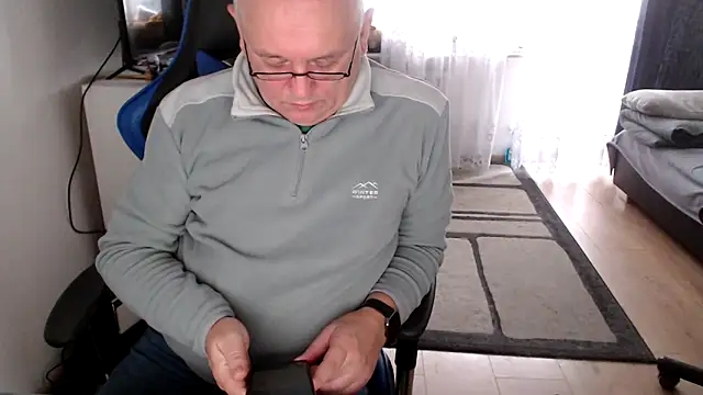 Snapshot of ruplumber chatting on October 30, 2025, 9:33 am ruplumber online show from October 30, 2025, 9:33 am