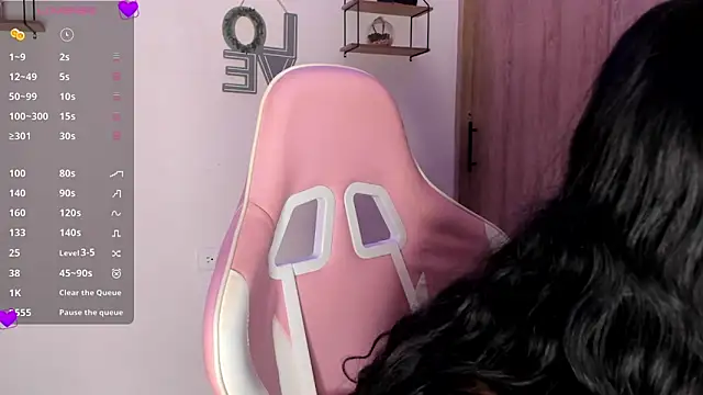 Bella ricci  online show from October 2, 2025, 4:36 pm