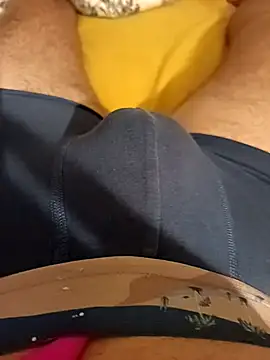 Dam70 online show from September 11, 2025, 8:20 pm