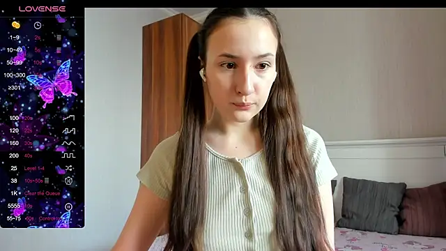 Cute  Nana online show from February 22, 2026, 6:35 am