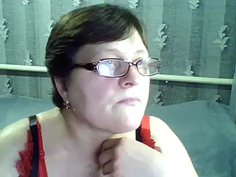 ElzaJewel online show from February 18, 2025, 8:14 pm