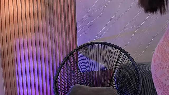 ariana jhonson1 online show from March 21, 2025, 3:46 pm