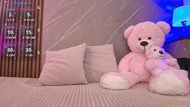 ariana jhonson1 online show from February 12, 2026, 12:22 pm