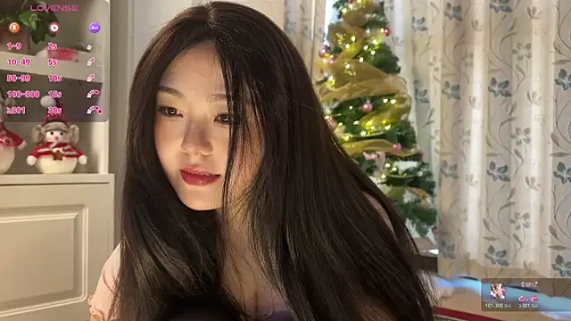 nanaliu6 online show from December 2, 2025, 1:11 am