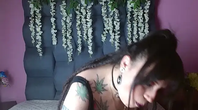 Fenix Lilith online show from March 19, 2025, 1:18 pm