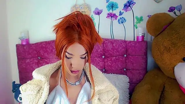 Snapshot of Khloe_Leal chatting on March 15, 2025, 12:25 am Khloe Leal online show from March 15, 2025, 12:25 am