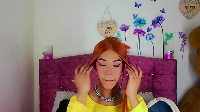 Snapshot of Khloe_Leal chatting on March 16, 2025, 9:58 pm Khloe Leal online show from March 16, 2025, 9:58 pm