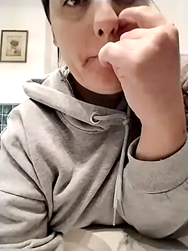 PrincessEileen89 online show from October 27, 2025, 10:14 pm