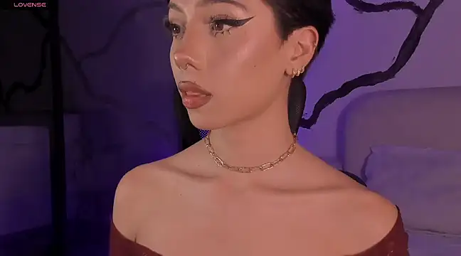 soidai miiu online show from February 27, 2025, 5:02 am