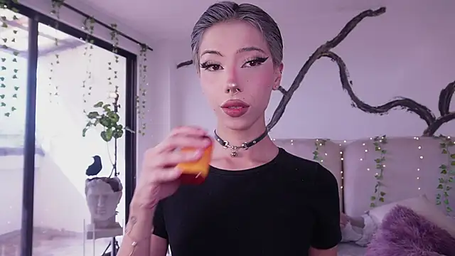 soidai miiu online show from October 20, 2025, 8:09 pm