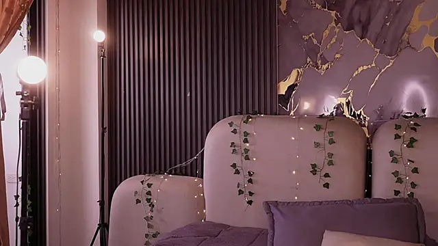 soidai miiu online show from March 31, 2026, 9:37 pm