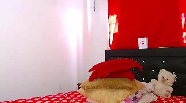 Snapshot of Catalinehot_latin chatting on February 22, 2025, 6:08 pm Catalinehot latin online show from February 22, 2025, 6:08 pm