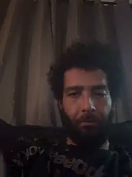 Snapshot of Damien55 chatting on September 27, 2025, 4:28 am Damien55 online show from September 27, 2025, 4:28 am