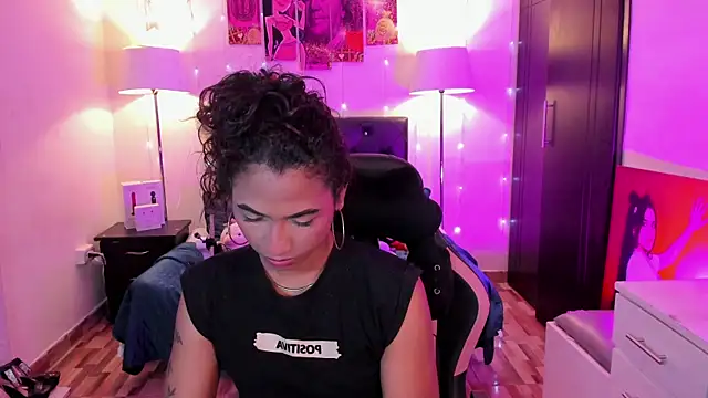 Alissemasiel online show from January 18, 2026, 6:12 pm