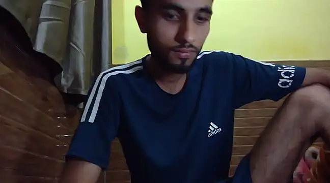 Queen Couple online show from February 18, 2025, 4:59 pm