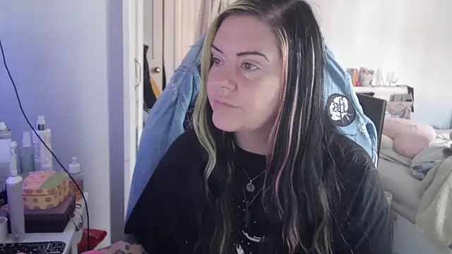 Snapshot of AureliaXOX chatting on September 11, 2025, 8:25 am AureliaXOX online show from September 11, 2025, 8:25 am