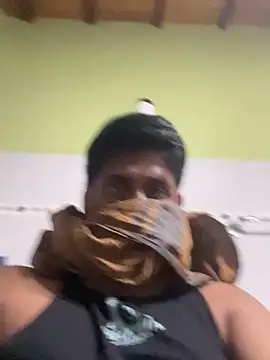 Snapshot of sixinchespaka chatting on February 16, 2025, 12:08 am sixinchespaka online show from February 16, 2025, 12:08 am