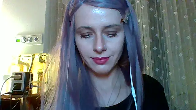 LuminousLady online show from February 26, 2025, 10:42 pm