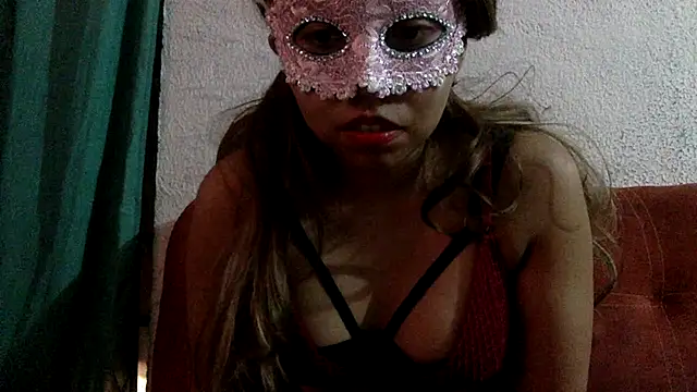 sharonlopez9611 online show from February 20, 2025, 5:01 am