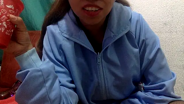 sharonlopez9611 online show from February 21, 2025, 4:51 am