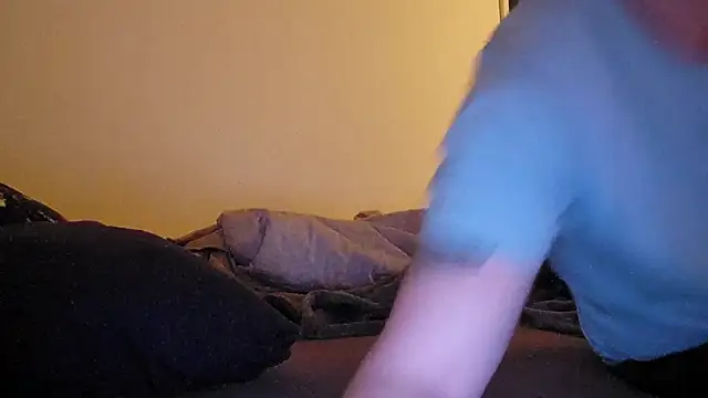 Foxtrott 242 online show from March 5, 2026, 1:45 am