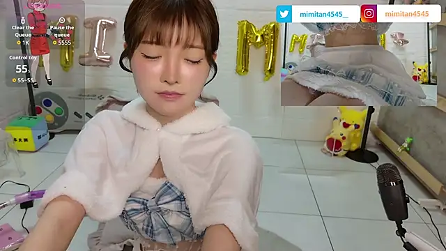 Snapshot of mimitan4545 chatting on May 22, 2026, 12:11 pm mimitan4545 online show from May 22, 2026, 12:11 pm