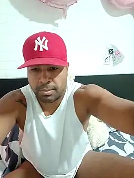 Snapshot of xhoco14 chatting on September 24, 2025, 10:07 am xhoco14 online show from September 24, 2025, 10:07 am