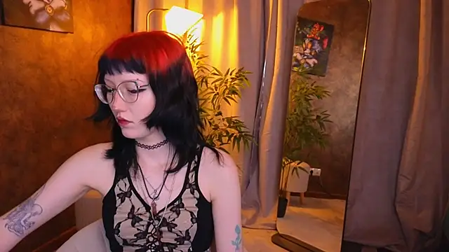 lissaros online show from February 10, 2025, 5:25 am