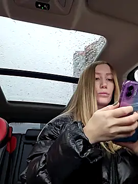 Snapshot of Pussy_Drive03 chatting on November 4, 2025, 4:00 am Pussy Drive03 online show from November 4, 2025, 4:00 am