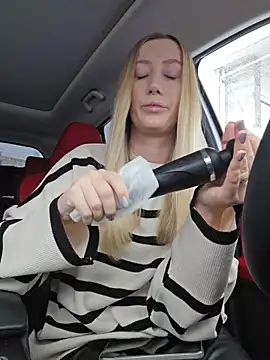 Snapshot of Pussy_Drive03 chatting on December 20, 2025, 5:25 am Pussy Drive03 online show from December 20, 2025, 5:25 am