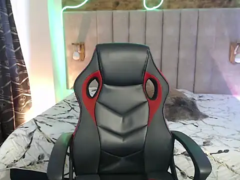 Alektra bryce online show from January 14, 2026, 7:41 pm