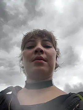 Maggie Geller online show from November 14, 2025, 4:17 pm