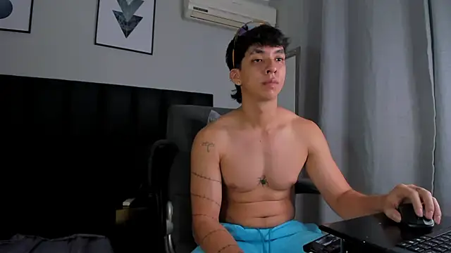 ISAAC CRYSTON online show from March 22, 2025, 2:16 am