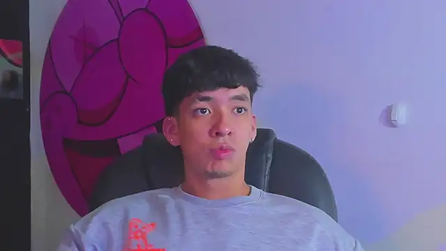 ISAAC CRYSTON online show from September 24, 2025, 7:50 pm