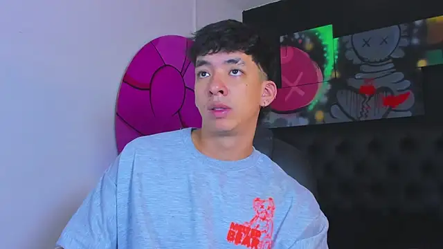 ISAAC CRYSTON online show from October 6, 2025, 7:33 pm