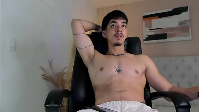 ISAAC CRYSTON online show from January 6, 2026, 8:01 pm