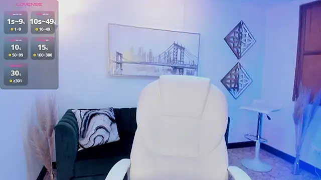 Luciana Morris online show from February 9, 2025, 10:09 am